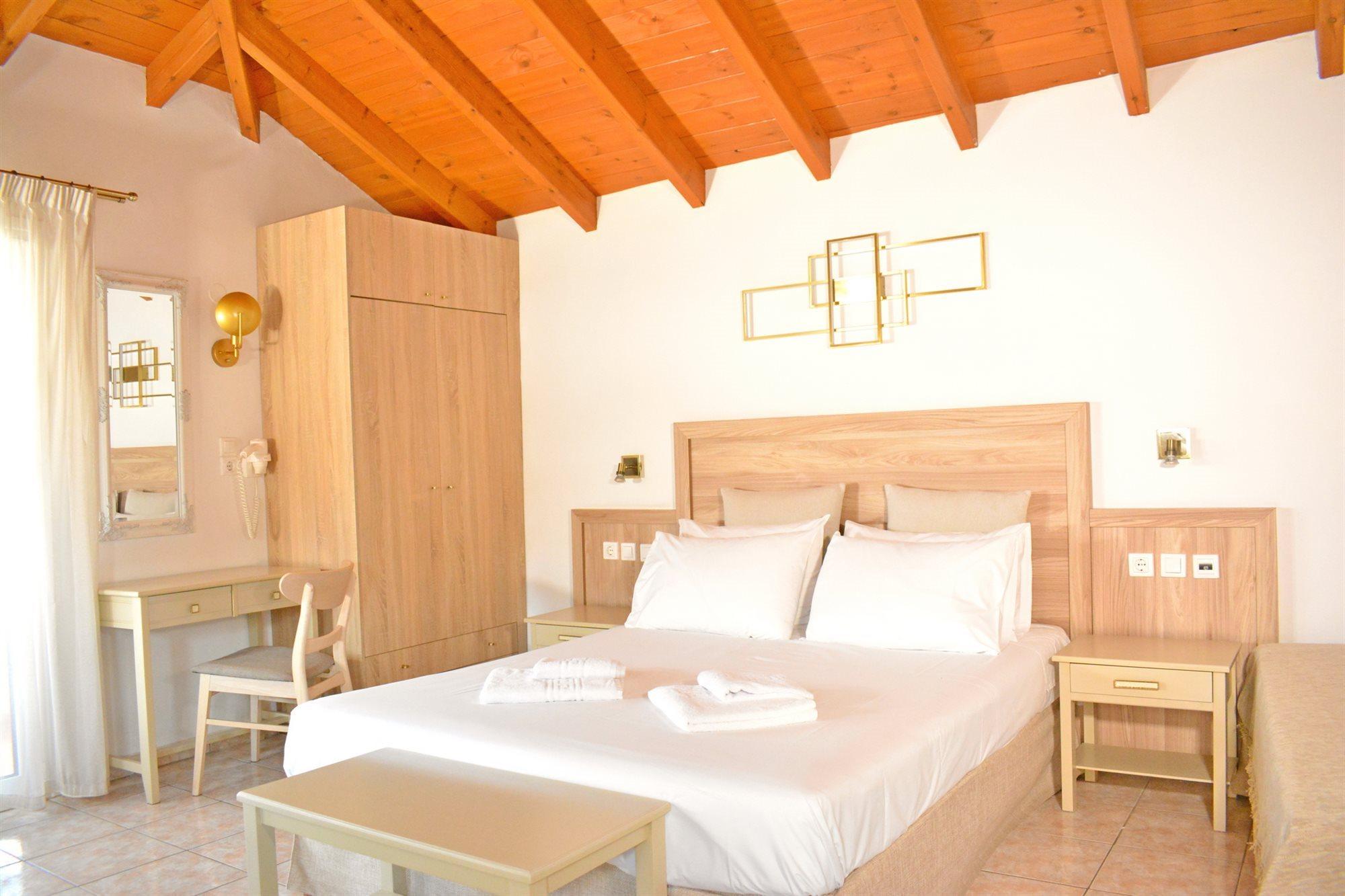 Melina'S House Aparthotel Stalos Bagian luar foto