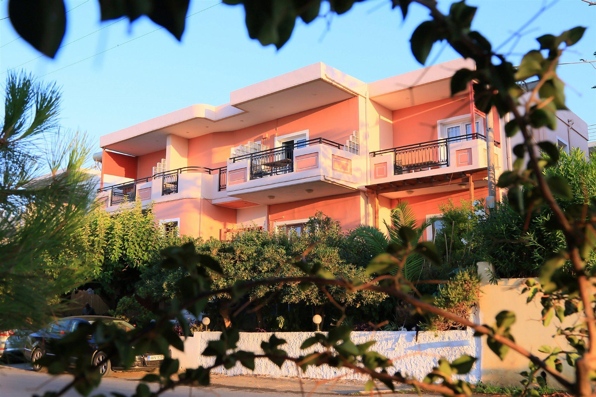 Melina'S House Aparthotel Stalos Bagian luar foto