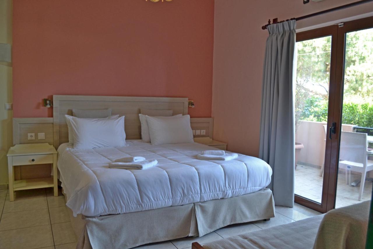 Melina'S House Aparthotel Stalos Bagian luar foto