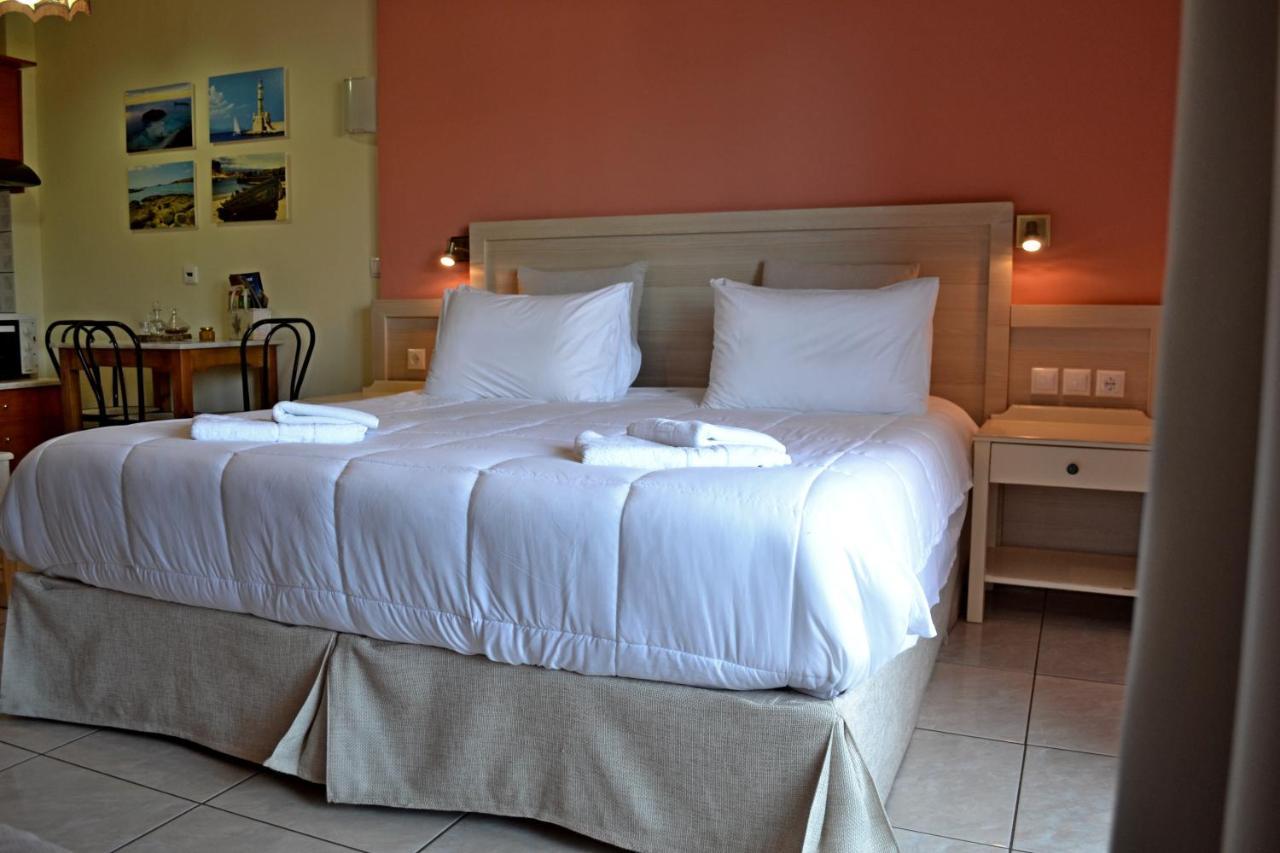 Melina'S House Aparthotel Stalos Bagian luar foto